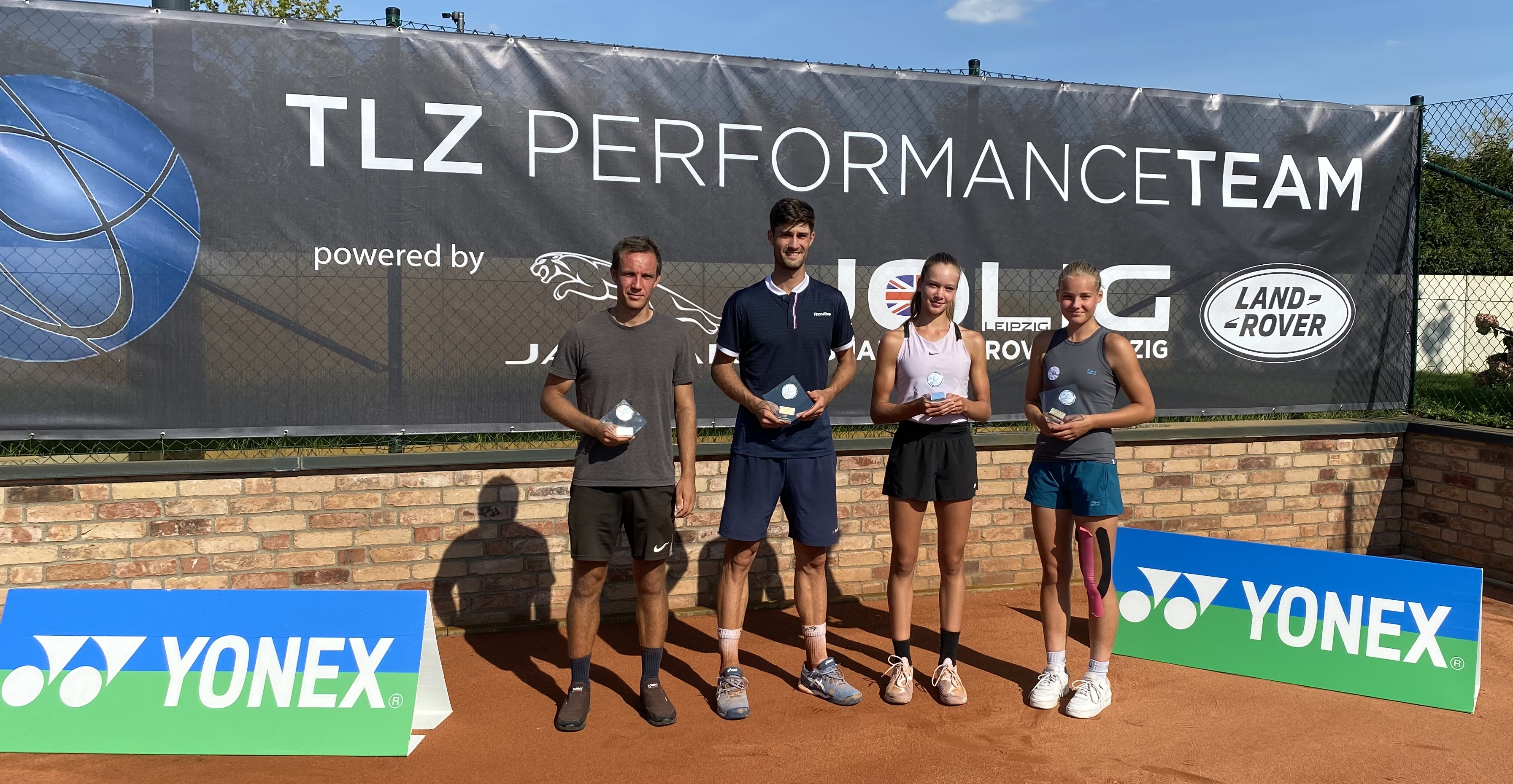 Siegerehrung mit Aliaksandr Bulitski, Constantin Schmitz, Lola Giza und Philippa Färber (von links).
